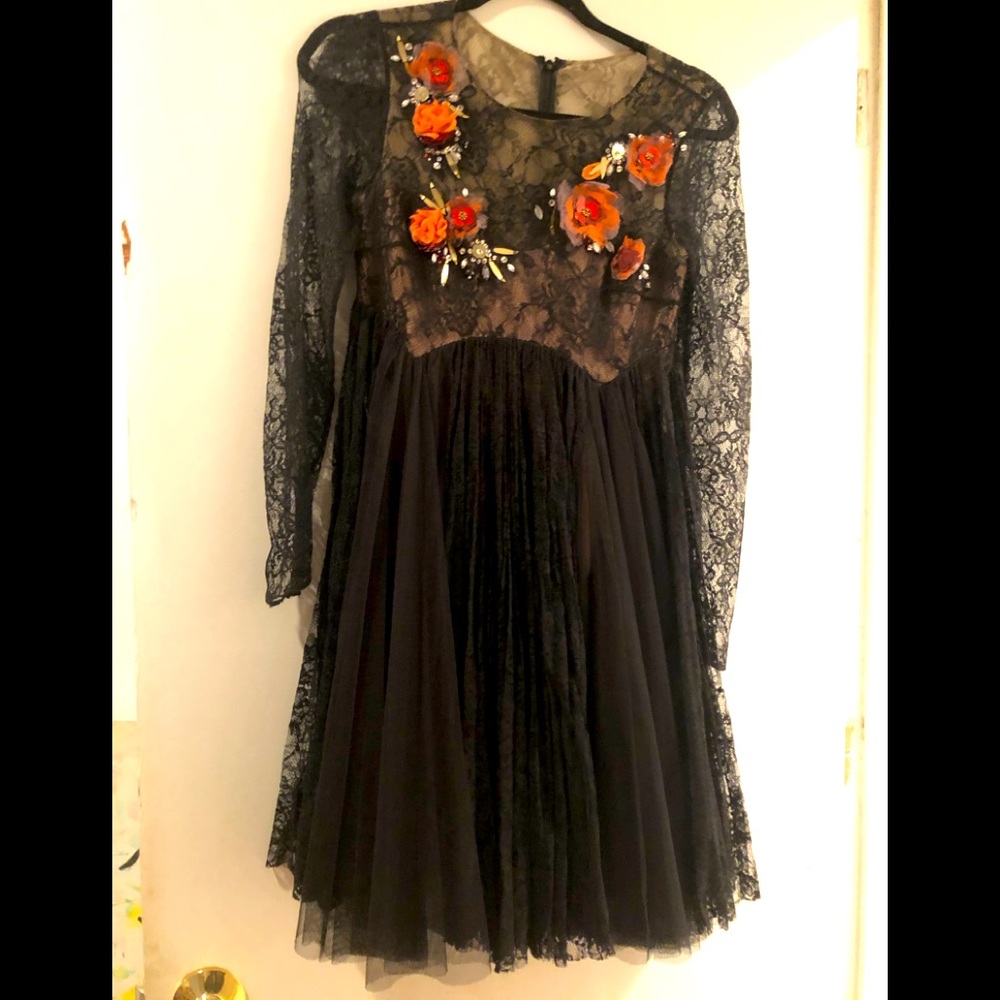 Marchesa NWOT lace floral appliqué beaded dress!